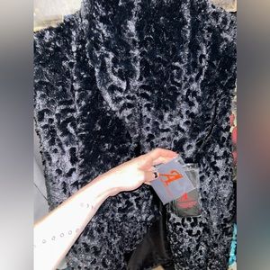 Never worn before, 3X Adrienne landau faux fur